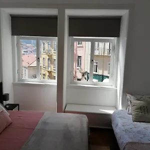https://apartamento-encantador-no-coracao-de-lisboa.hotels-lisbon-portugal.com